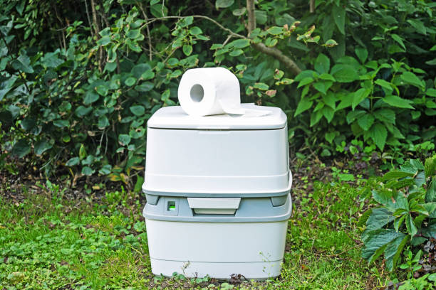 Portable Toilet Options We Offer in Pinehurst, ID